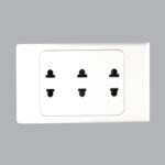 Ổ CẮM 3, 2 CHẤU ĐẾ LIỀN 16A A20US3N MPE